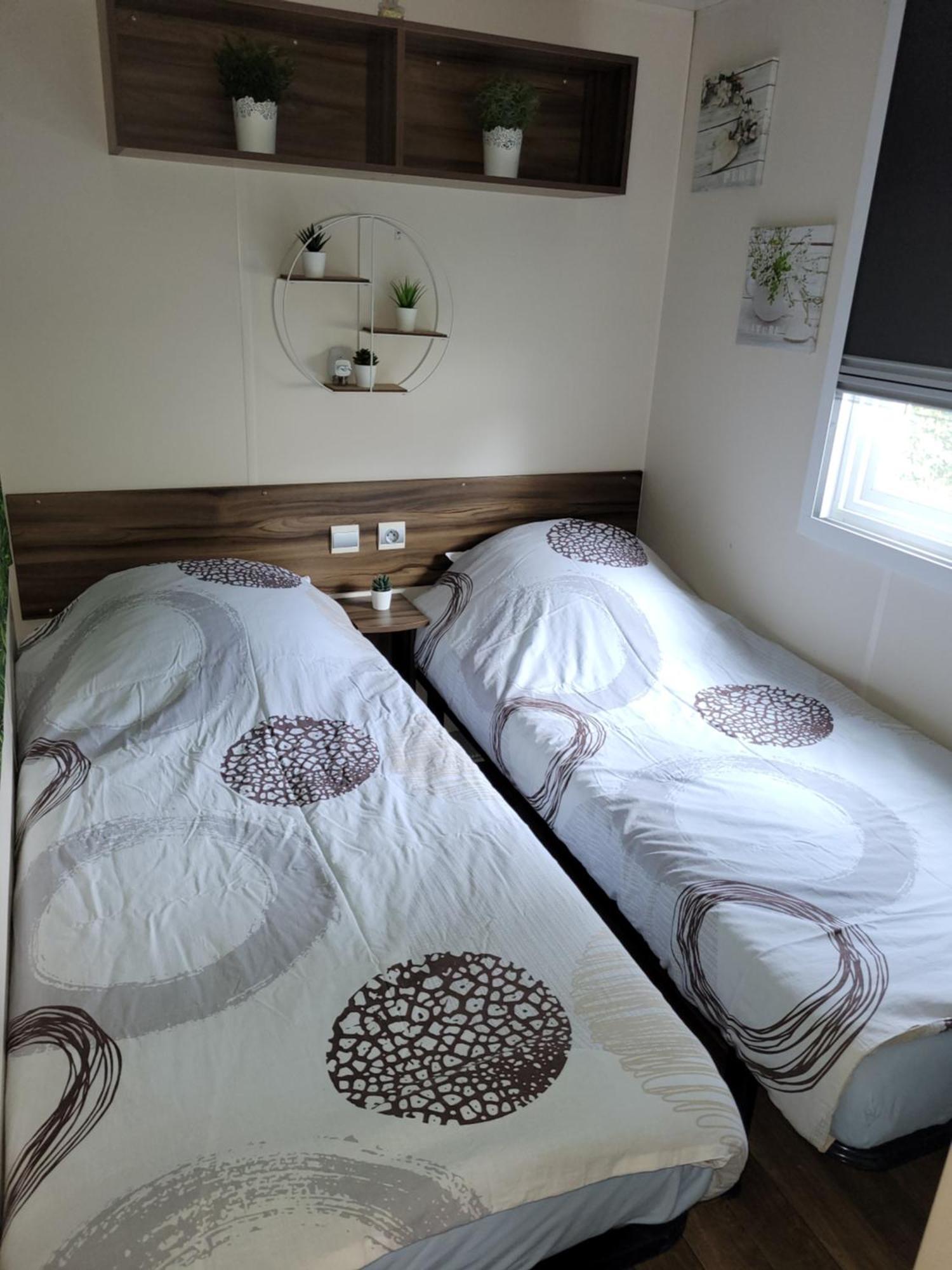 סן-ז'וליין-אן-בורן Mobil Home 6/8 Pers Les Dunes De Contis מראה חיצוני תמונה